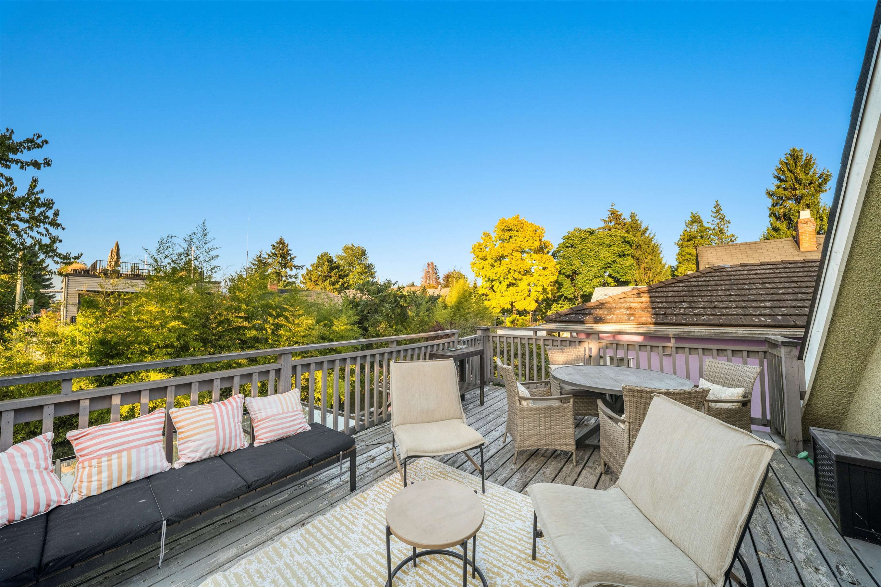 929 30Th Avenue E, Vancouver, BC