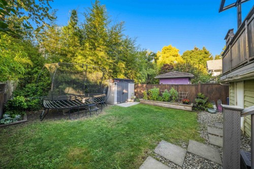 929 30Th Avenue E, Vancouver, BC 