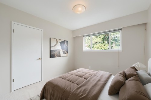 741 Montroyal Boulevard, North Vancouver, BC 