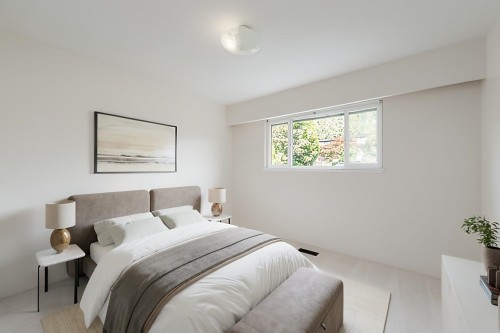 741 Montroyal Boulevard, North Vancouver, BC 
