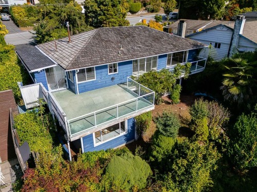 741 Montroyal Boulevard, North Vancouver, BC 