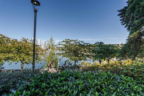 1200 Island Park Walk, Vancouver, BC 