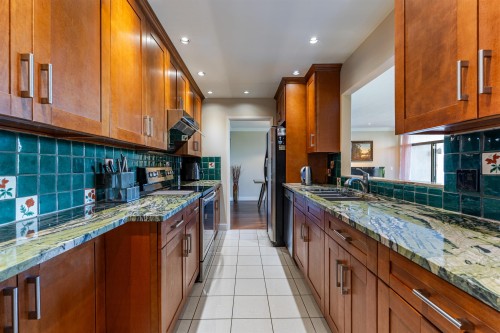 1200 Island Park Walk, Vancouver, BC 