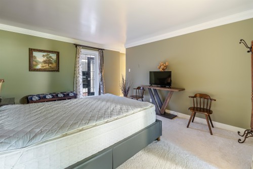 1200 Island Park Walk, Vancouver, BC 