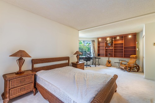 1200 Island Park Walk, Vancouver, BC 