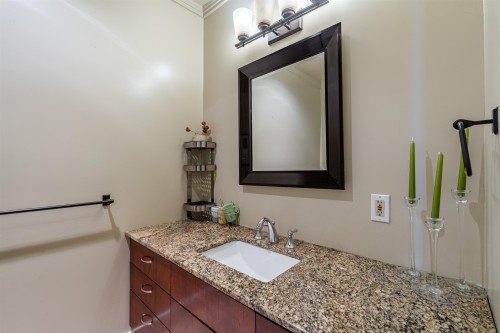 1200 Island Park Walk, Vancouver, BC 