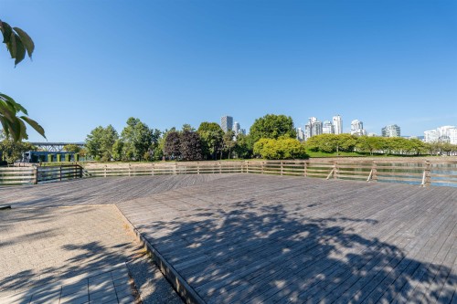 1200 Island Park Walk, Vancouver, BC 