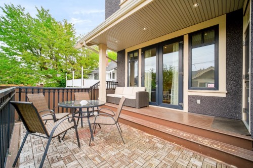 2851 38Th Avenue W, Vancouver, BC 