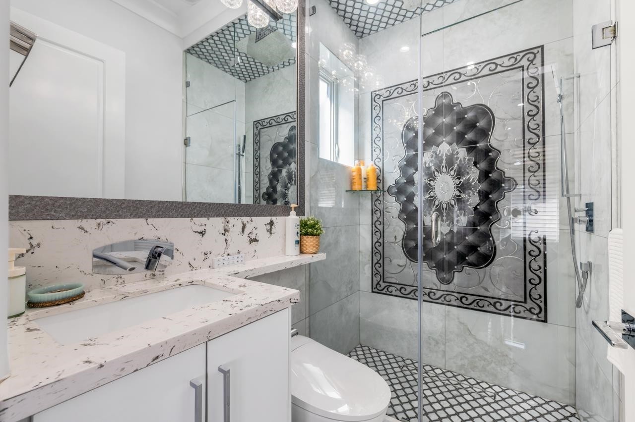 3419 48Th Avenue E, Vancouver, BC