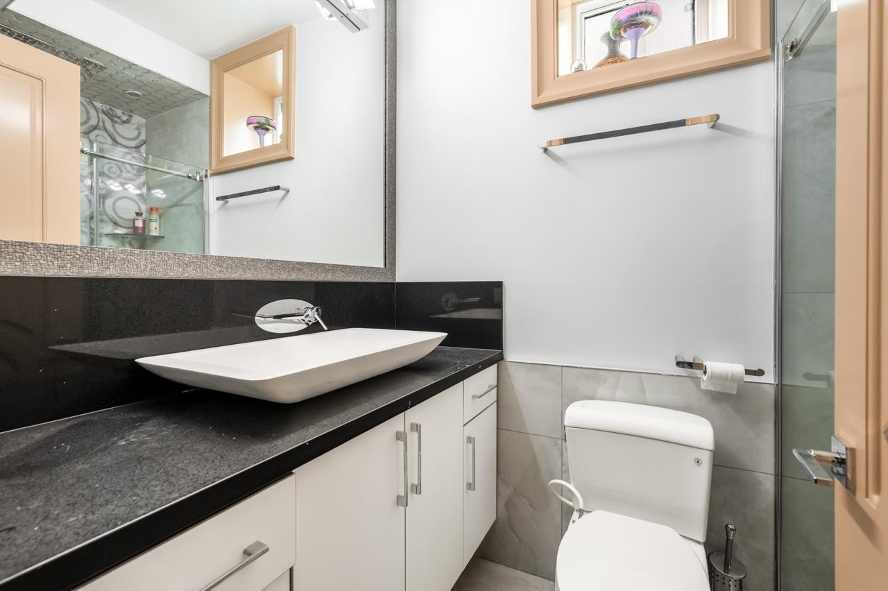 3419 48Th Avenue E, Vancouver, BC
