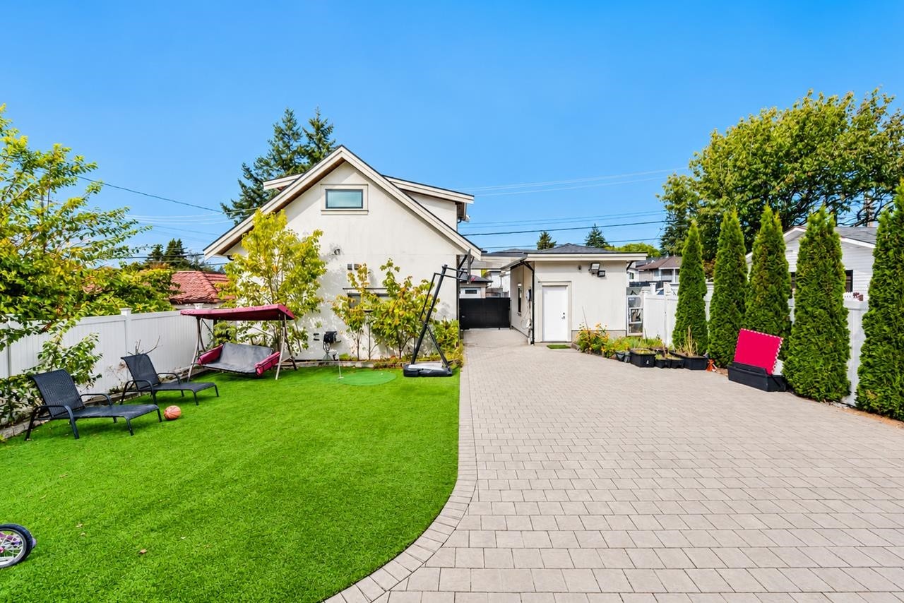 3419 48Th Avenue E, Vancouver, BC