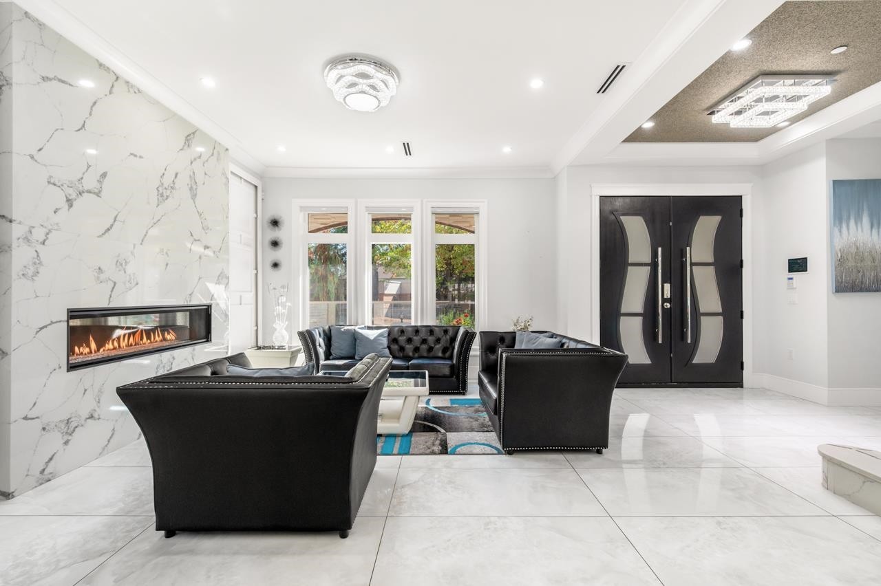 3419 48Th Avenue E, Vancouver, BC