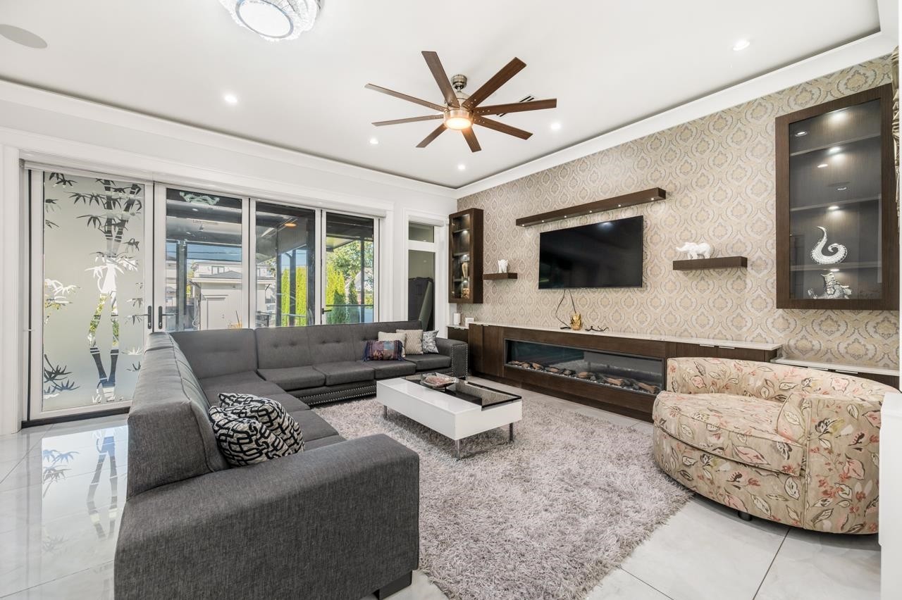 3419 48Th Avenue E, Vancouver, BC