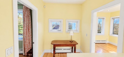 2491 14Th Avenue W, Vancouver, BC 