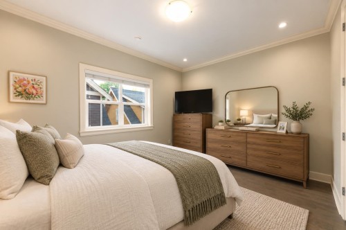 1176 King Edward Avenue E, Vancouver, BC 