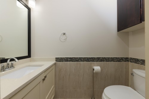 1176 King Edward Avenue E, Vancouver, BC 