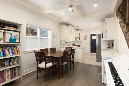 1176 King Edward Avenue E, Vancouver, BC 