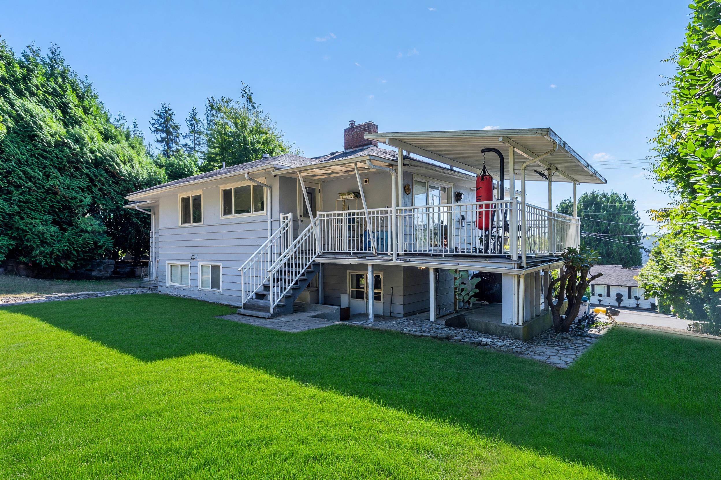1165 Mathers Avenue, West Vancouver, BC