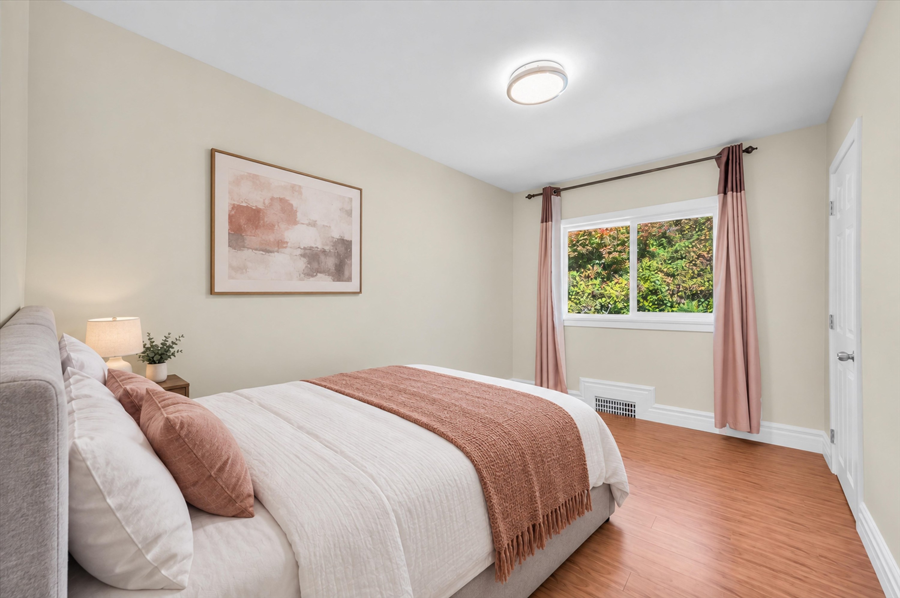 1165 Mathers Avenue, West Vancouver, BC