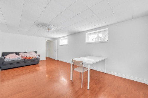 1165 Mathers Avenue, West Vancouver, BC 