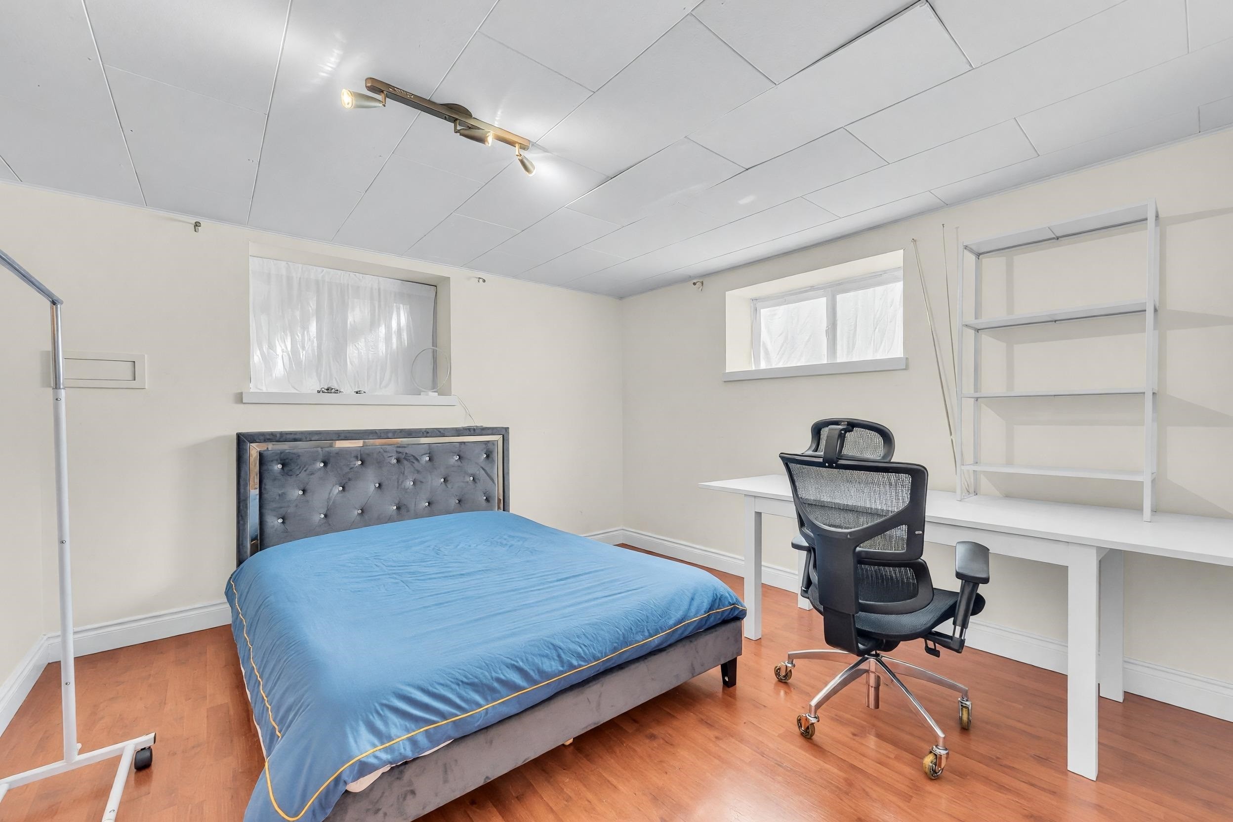 1165 Mathers Avenue, West Vancouver, BC