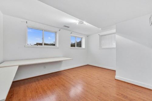 1165 Mathers Avenue, West Vancouver, BC 