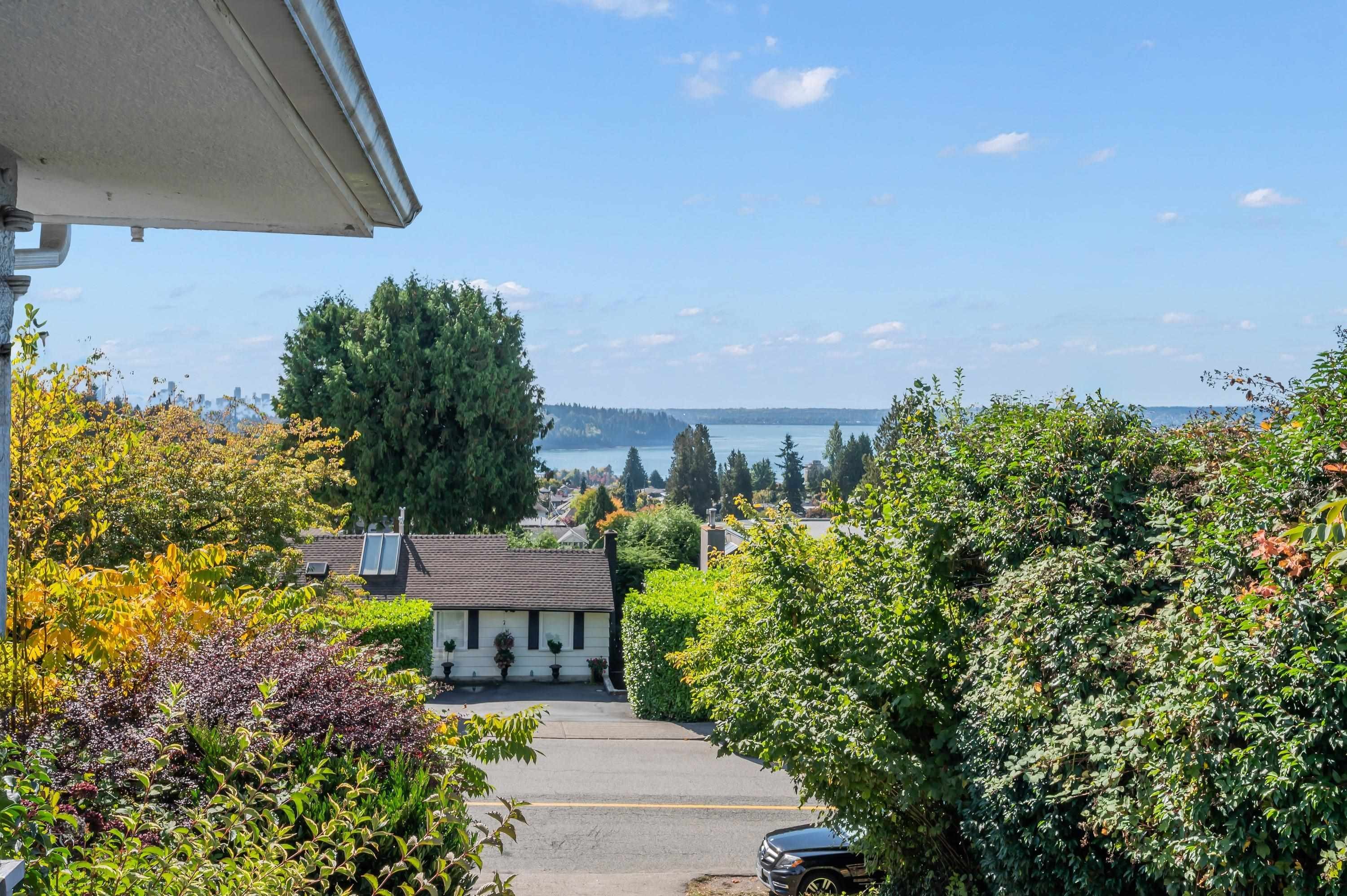 1165 Mathers Avenue, West Vancouver, BC