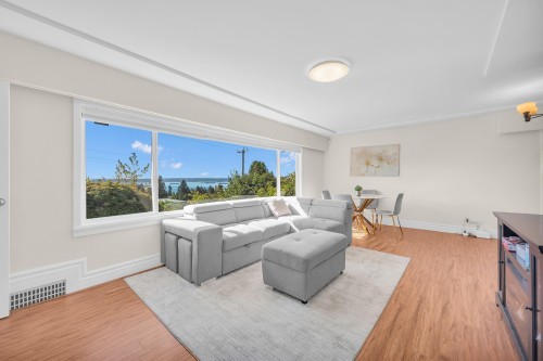 1165 Mathers Avenue, West Vancouver, BC 