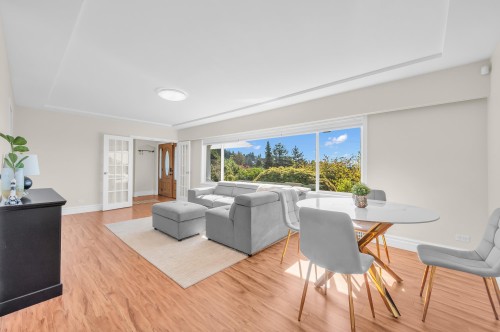 1165 Mathers Avenue, West Vancouver, BC 