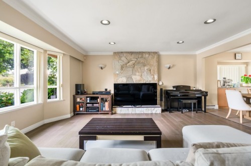 8620 Demorest Drive, Richmond, BC 