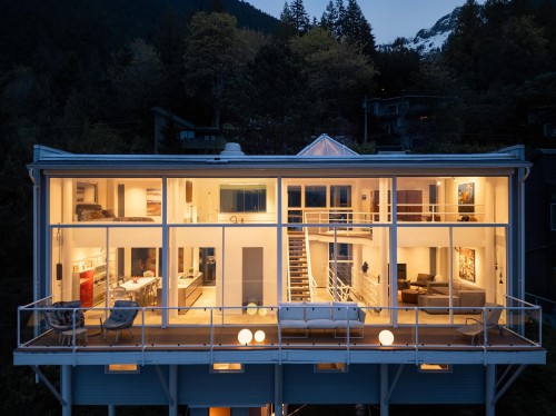 90 Isleview Place  West Vancouver, BC V0N 2E0