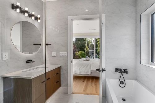 2837 31St Avenue W, Vancouver, BC 