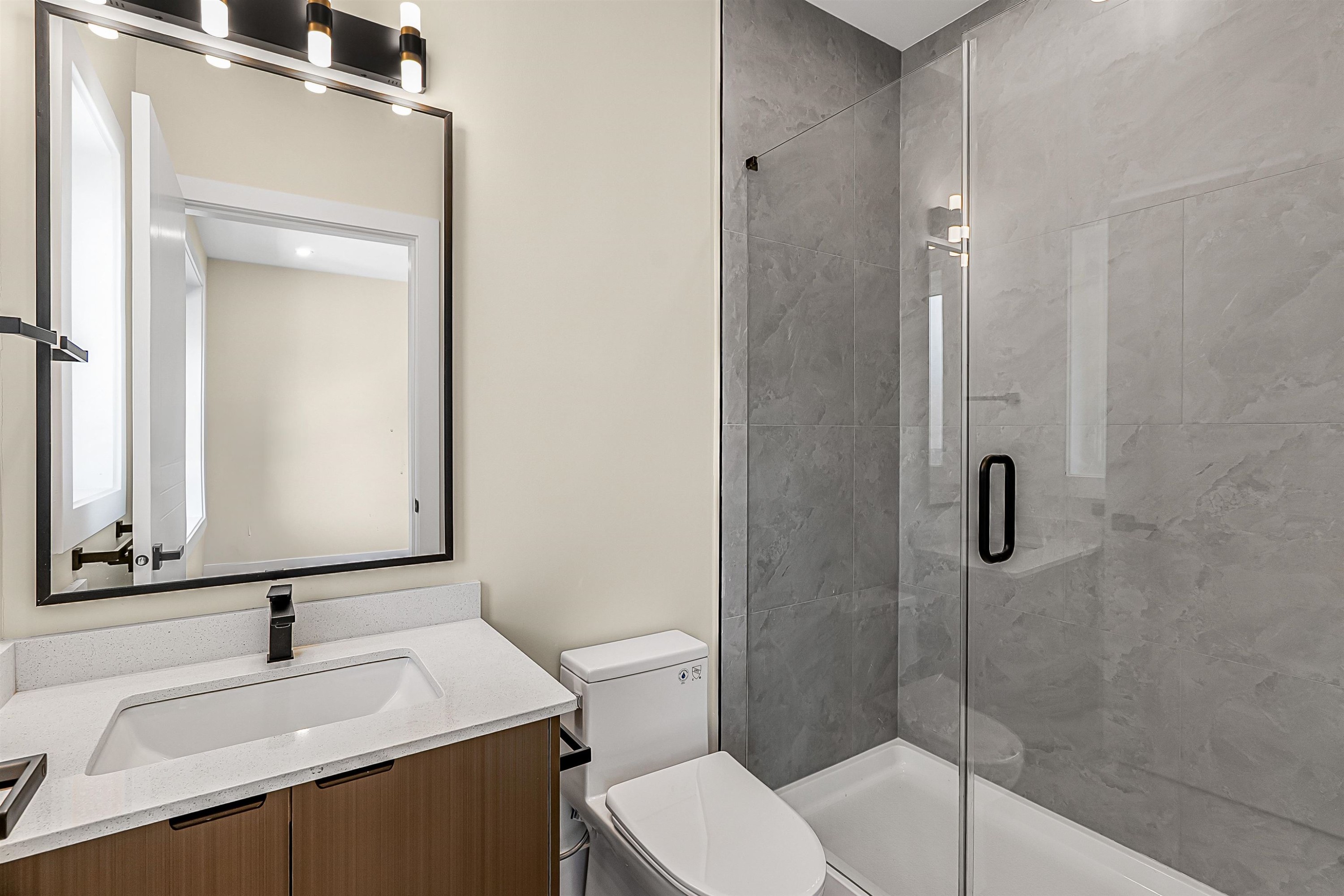2837 31St Avenue W, Vancouver, BC