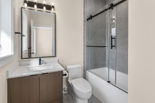 2837 31St Avenue W, Vancouver, BC 