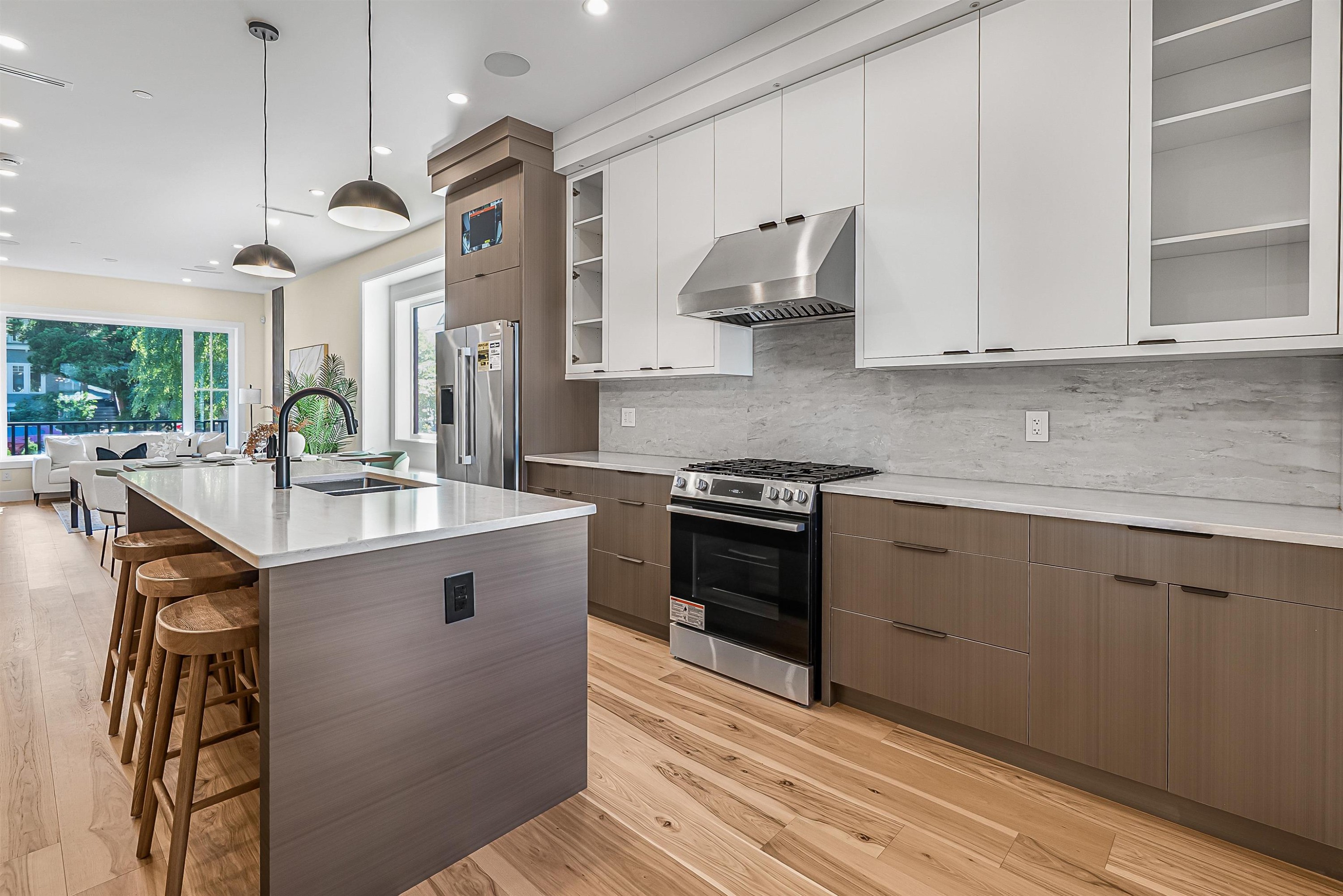 2837 31St Avenue W, Vancouver, BC