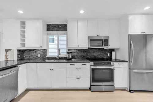 3638 Maginnis Avenue, North Vancouver, BC 