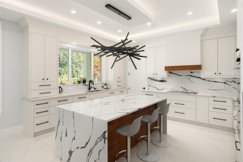 1111 Regan Avenue, Coquitlam, BC 