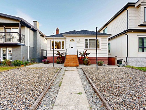1222 51St Avenue E, Vancouver, BC 