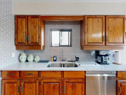 1222 51St Avenue E, Vancouver, BC 