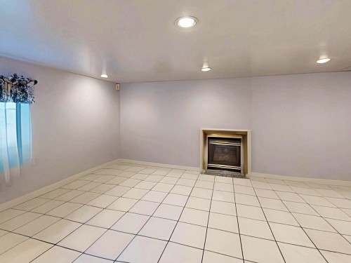 1222 51St Avenue E, Vancouver, BC 