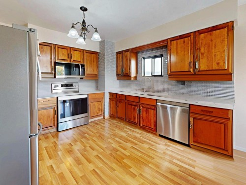 1222 51St Avenue E, Vancouver, BC 