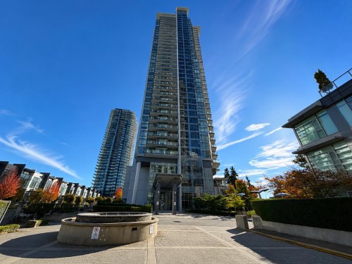 2004-4900 Lennox Lane  Burnaby, BC V5H 0G9