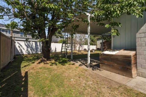 8611 Rideau Drive, Richmond, BC 
