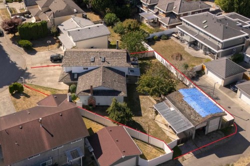 8611 Rideau Drive, Richmond, BC 
