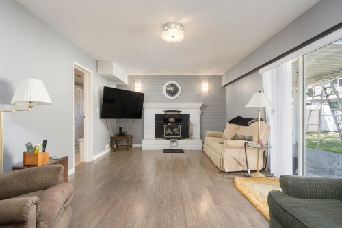 8611 Rideau Drive, Richmond, BC 