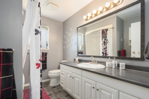 8611 Rideau Drive, Richmond, BC 