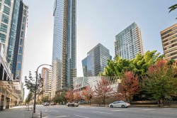 1809-1111 Alberni Street  Vancouver, BC V6E 4V2