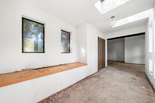 3745 Southridge Avenue, West Vancouver, BC 