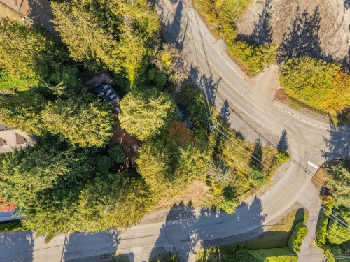 3745 Southridge Avenue, West Vancouver, BC 