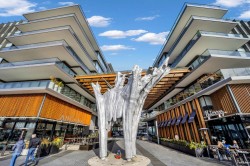 214-1355 Bellevue Avenue West Vancouver, BC V7T 0B4